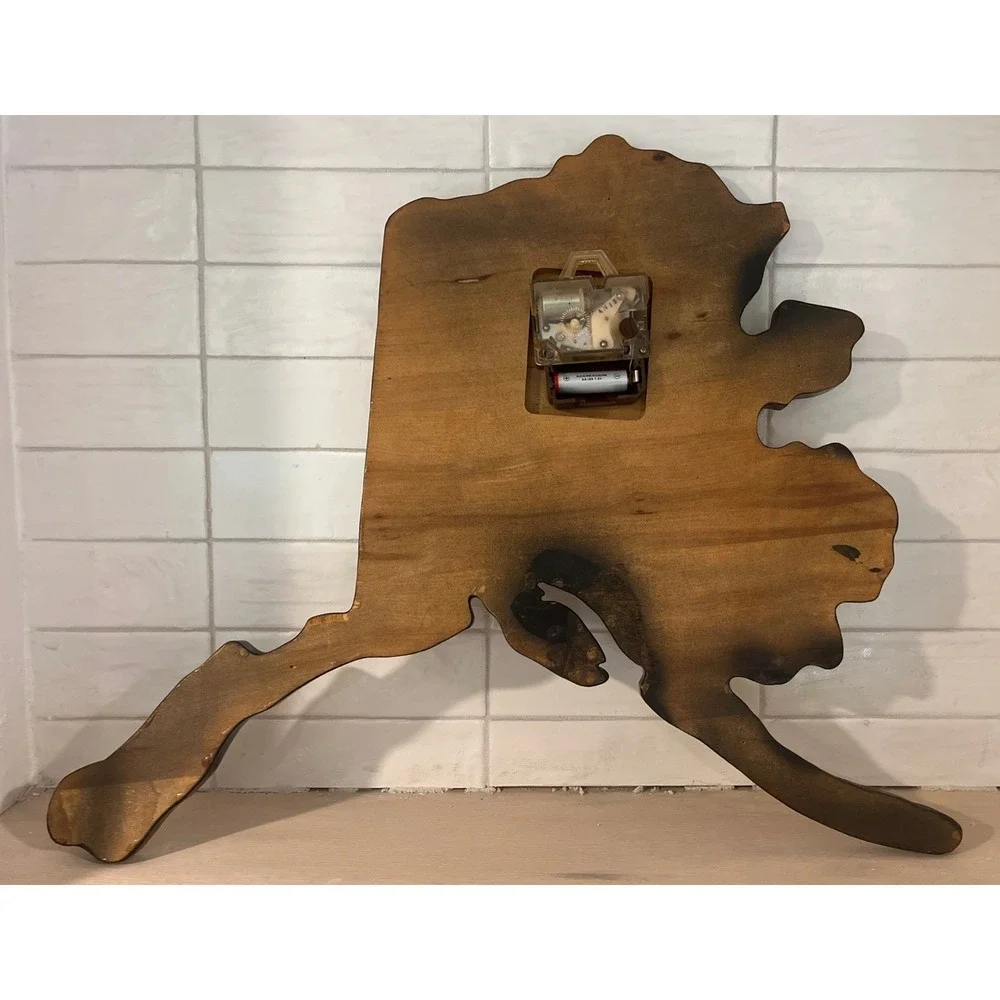 Vintage 1979‎ Alaska Shaped 3D Hand Painted Signed Wood Clock Art Sculpture READ